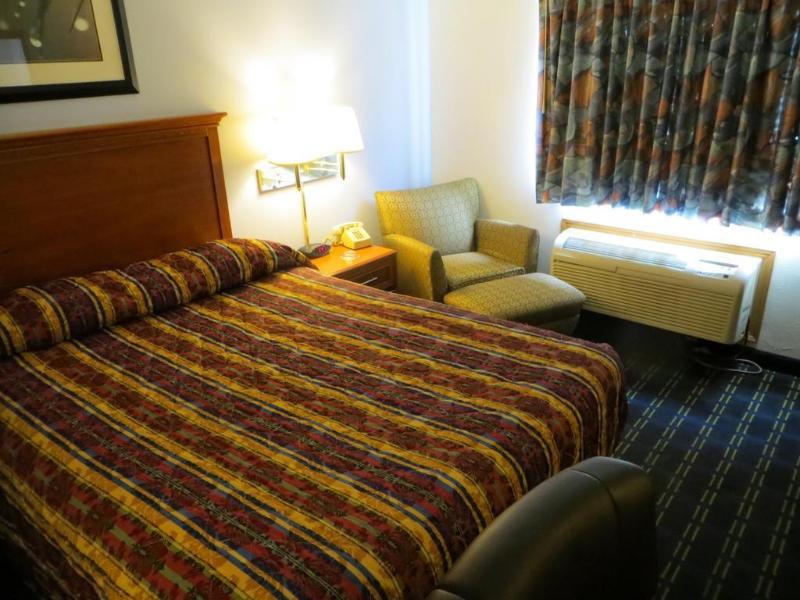 Knights Inn Memphis At Macon Cove المظهر الخارجي الصورة